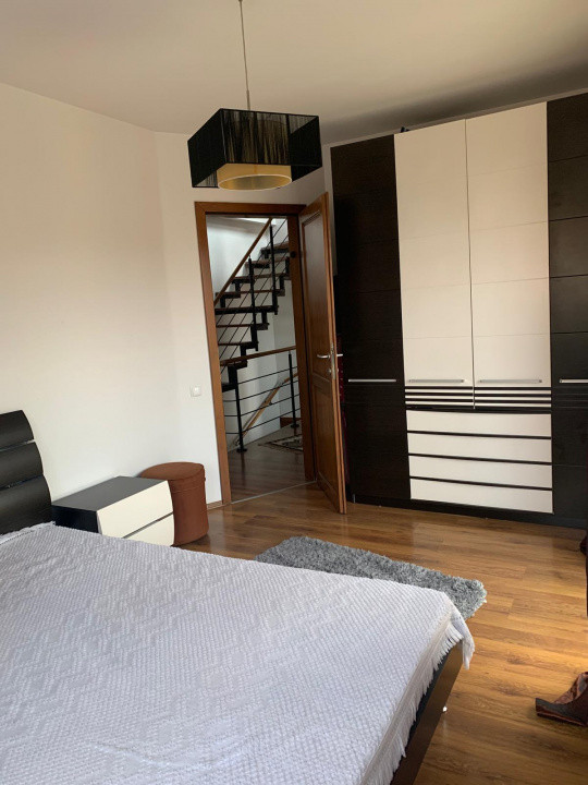 Duplex, 6 camere , 160 mp, str.Erkel Ferenc, Buna-Ziua