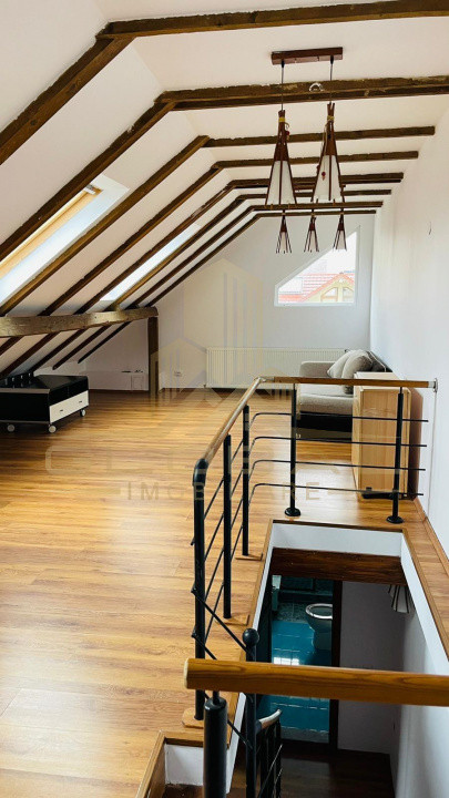 Duplex, 6 camere , 160 mp, str.Erkel Ferenc, Buna-Ziua