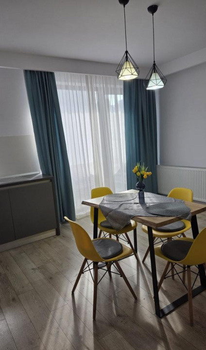 2 camere, 50 mp,  terasa, parcare, zona Intre Lacuri