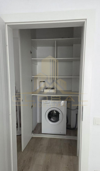 2 camere, 50 mp,  terasa, parcare, zona Intre Lacuri