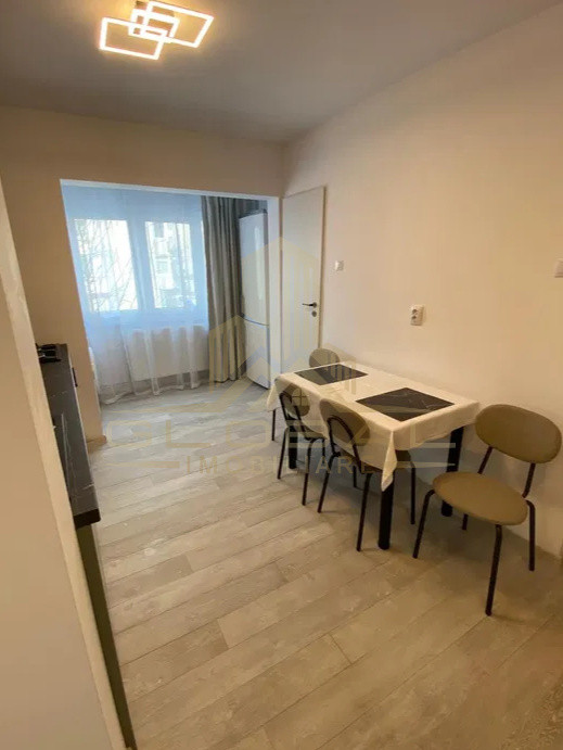 2 camere ,decomandat, 52 mp,  terasa, zona str. Tulcea , Intre Lacuri