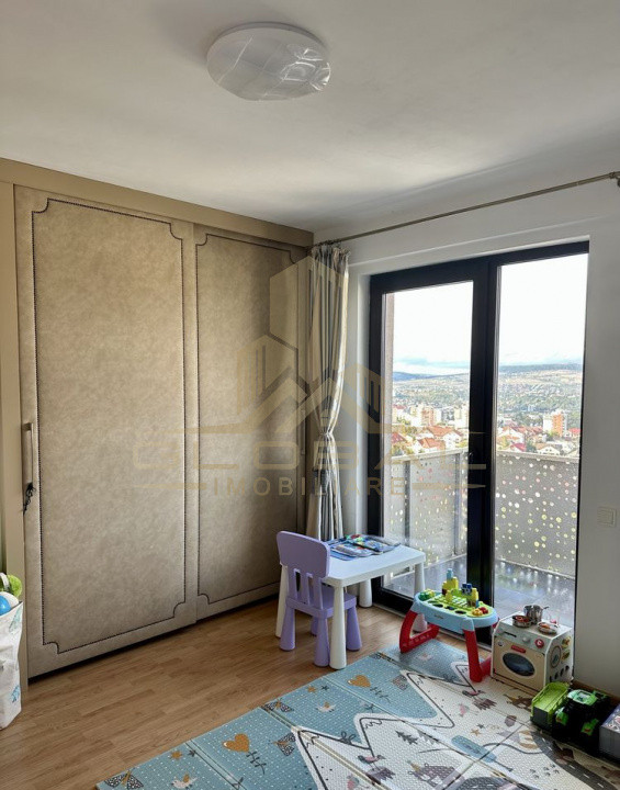 3 camere , Lux 90 mp, 6-12 LUNI Panorama, zona str.Miko imbre, Europa