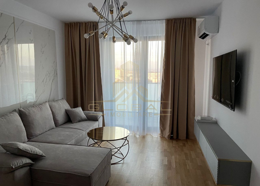 3 camere ,LUX, 72 mp, parcare, terasa,str. Galați , Iulius Mall