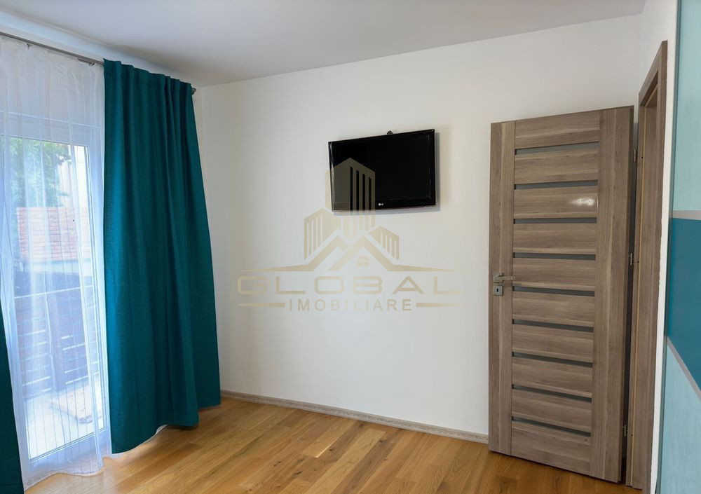 3 camere ,98 mp, in VIla,  zona str.Baii, Marasti