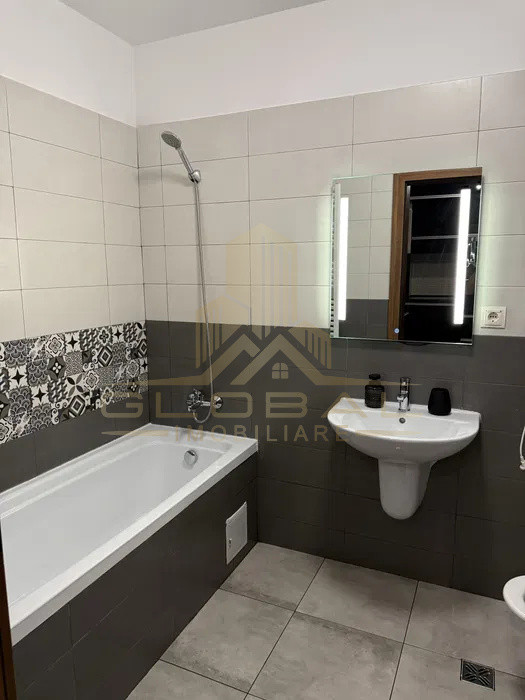 2 camere ,45 mp, 1 parcare , terasa , Iulius Mall, OCmplex Viva City