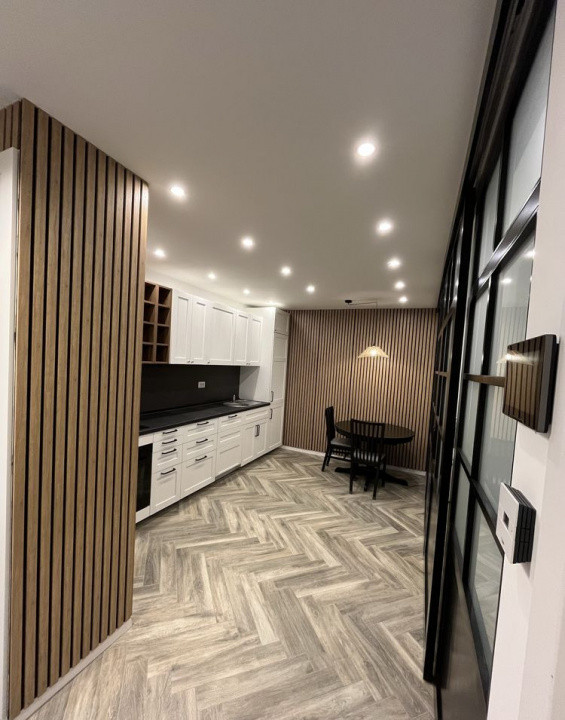 2 camere ,decomandat, 52 mp,  terasa, zona The Office The Nest Marasti