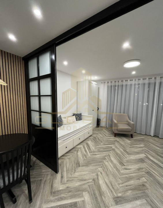 2 camere ,decomandat, 52 mp,  terasa, zona The Office The Nest Marasti