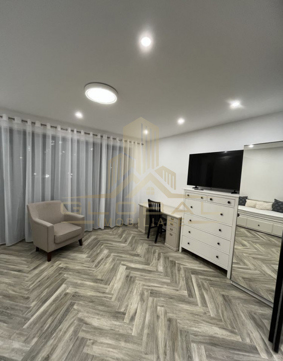 2 camere ,decomandat, 52 mp,  terasa, zona The Office The Nest Marasti