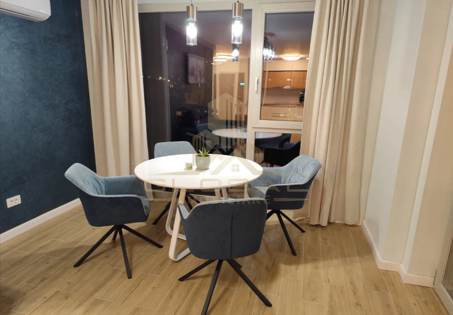 2 camere , 56 mp,  terasa, parcare, zona str.Teodor Mihali, Gheorgheni