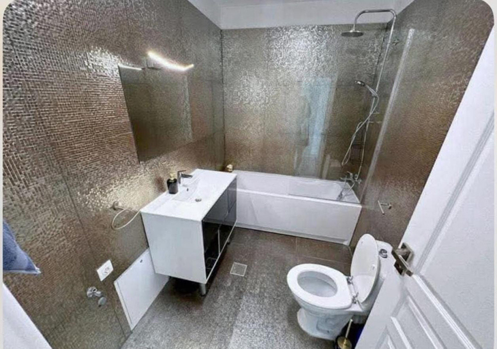 2 camere ,55 mp,  terasa, parcare, zona str.Gheorghe Lazar, Centru