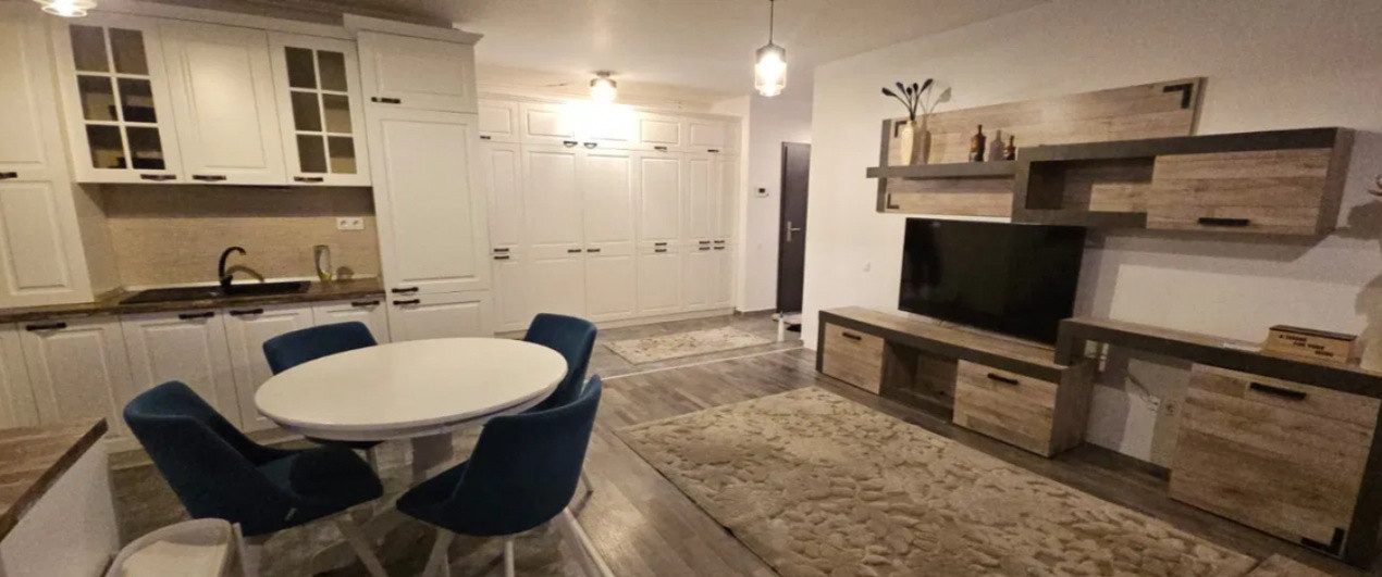 2 camere 60 mp parcare LUX AC zona str. 21 Decembrie