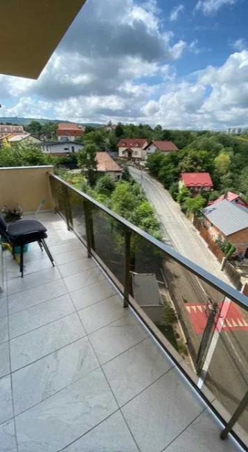 2 camere ,decomandat, 60 mp, 1 parcare, terasa, str. Buna Ziua