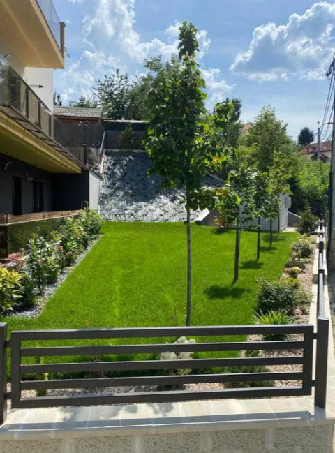 2 camere ,decomandat, 60 mp, 1 parcare, terasa, str. Buna Ziua