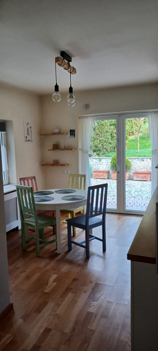 Vila de LUX,  4 camere , 140 mp, curte, foisor, garaj , terasa , Grigorescu 