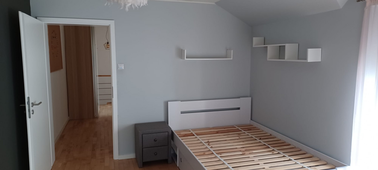 Vila de LUX,  4 camere , 140 mp, curte, foisor, garaj , terasa , Grigorescu 