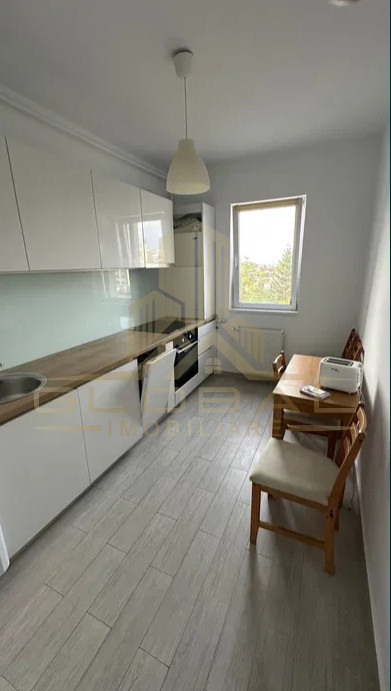 2 camere ,decomandat, 58 mp,  terasa, zona str. Alverna, Andrei Muresanu