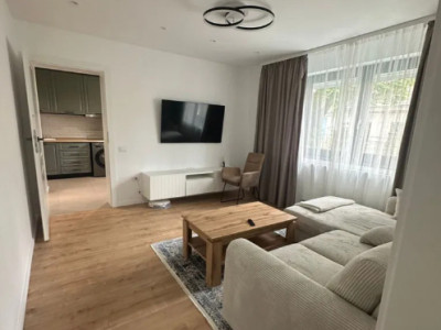 2 camere ,decomandat, 45 mp,  zona str.13 Septembrie , Marasti