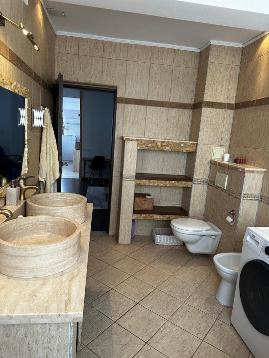 3 camere ,80 mp,  terasa, zona str.Artelor, Gheorgheni