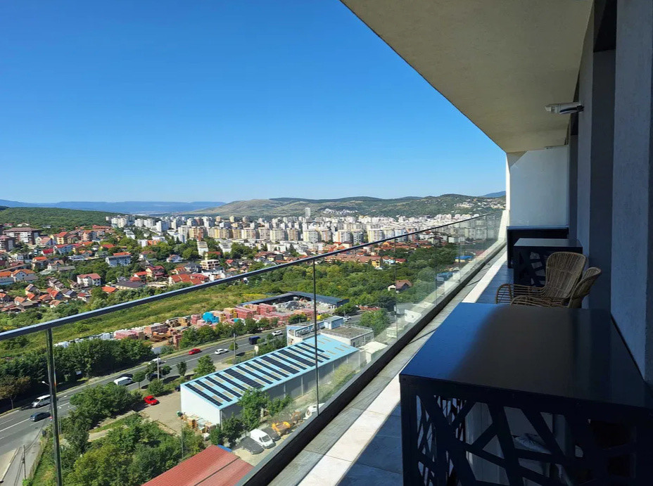 3 camere, LUX, 88 mp,  terasa, parcare,  zona str.Frunzisului, Zorilor