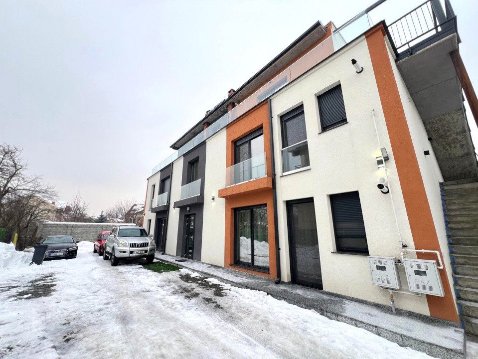 3 camere , 80 mp, LUXTOTUL NOU, zona str.Ariesului, Gheorgheni