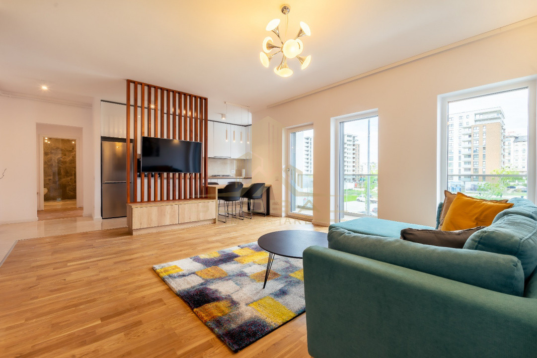 3 camere , LUX, 100 mp. Terasa parcare , zona str.Macesului, Buna-Ziua