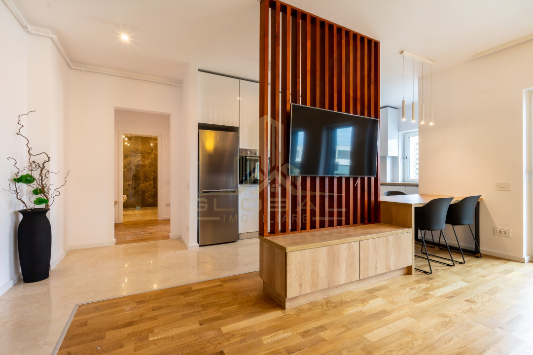 3 camere , LUX, 100 mp. Terasa parcare , zona str.Macesului, Buna-Ziua