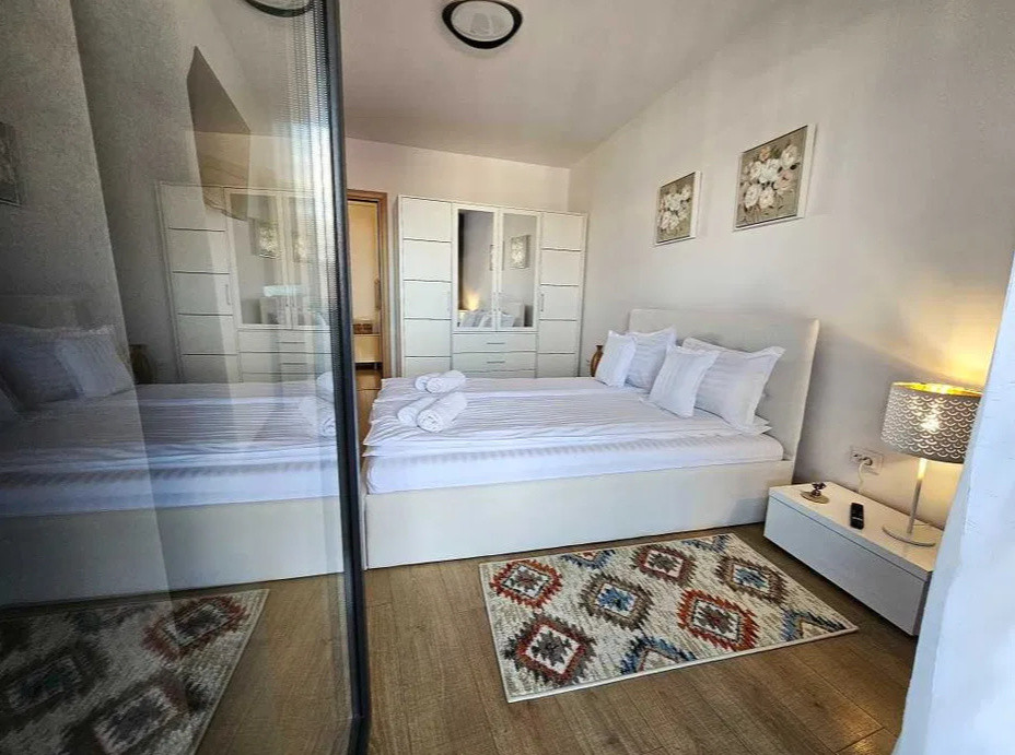 2 camere, 57 mp,  terasa, zona str. Buna Ziua, Buna-Ziua