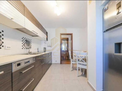 4 camere , 90 mp, terasa, zona str. Nicolae Titulescu, Gheorgheni