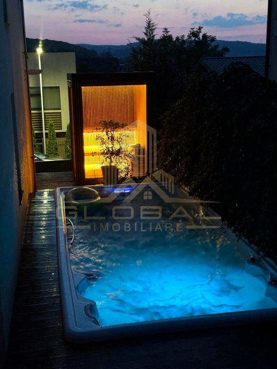 Apartament exclusivist, 92 mp, 2 niveluri, Curte 300mp , Piscină Gruia