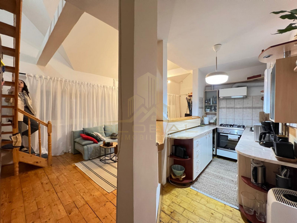 2 camere , 55 mp, cu etaj, zona Royal, Gheorgheni