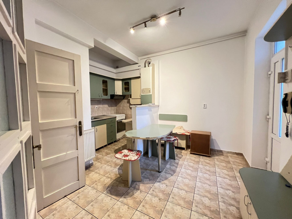 Apartamen 2 camere, 50 mp. IMOBIL NOU, Str.Traian, Centru 