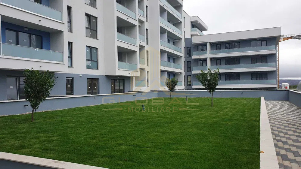 2 camere, 55 mp, Lux, parcare, terasa 35mp. Presecan Andrei Muresanu