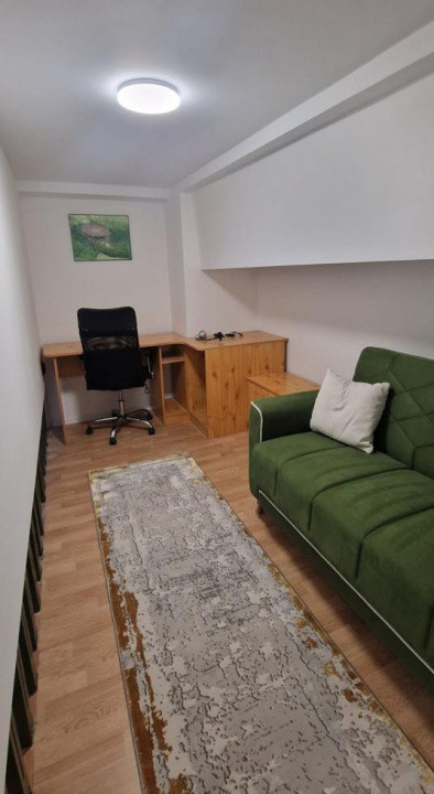 3 camere ,decomandat, 60 mp,  pe 2 nivele, zona Iris