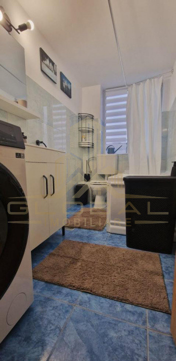 3 camere ,decomandat, 60 mp,  pe 2 nivele, zona Iris