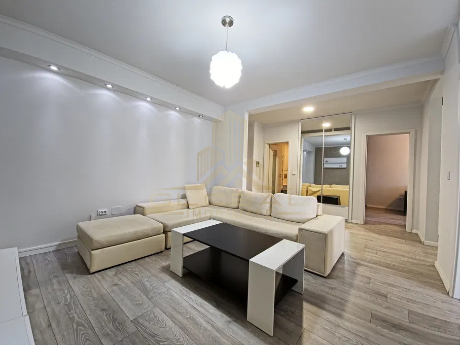 3 camere,  60 mp, parcare, zona Park Lake, Intre Lacuri