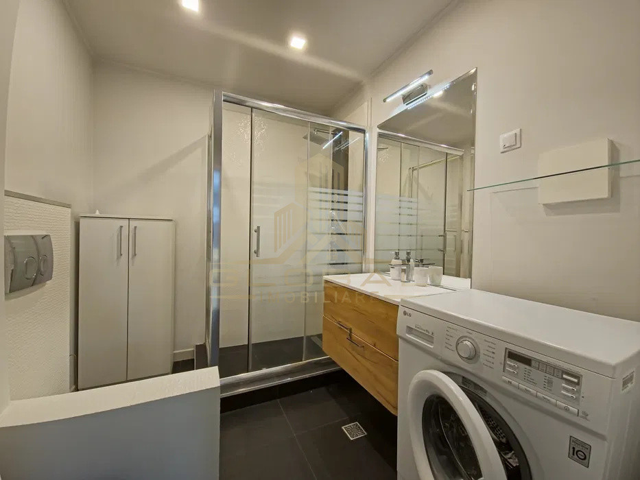 3 camere,  60 mp, parcare, zona Park Lake, Intre Lacuri