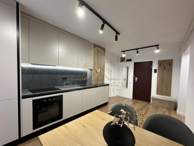 3 camere ,Lux, 63 mp, 12mp  terasa, zona str.Dorobantilor, Marasti