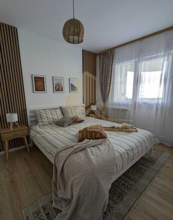 3 camere ,lux, 65 mp,  terasa, zona str.Calea Dorobantilor, Semicentral