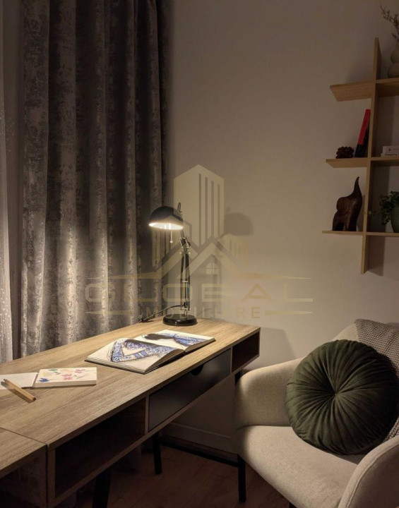 3 camere ,lux, 65 mp,  terasa, zona str.Calea Dorobantilor, Semicentral