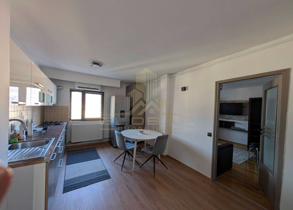 3 camere ,decomandat, 65 mp, balcon, zona str. bd. 1 decembrie, Grigorescu