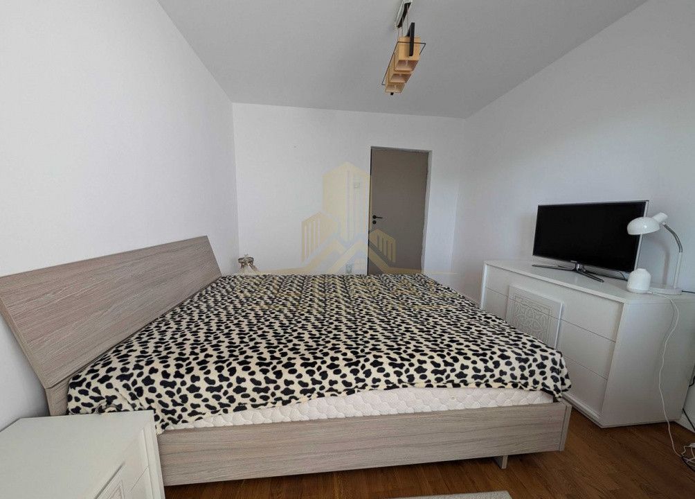 3 camere ,decomandat, 65 mp, balcon, zona str. bd. 1 decembrie, Grigorescu