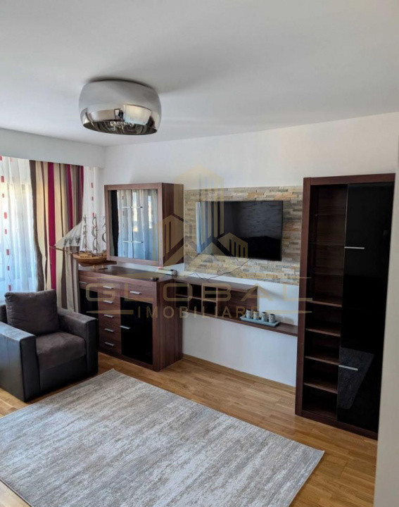 3 camere ,decomandat, 65 mp, balcon, zona str. bd. 1 decembrie, Grigorescu