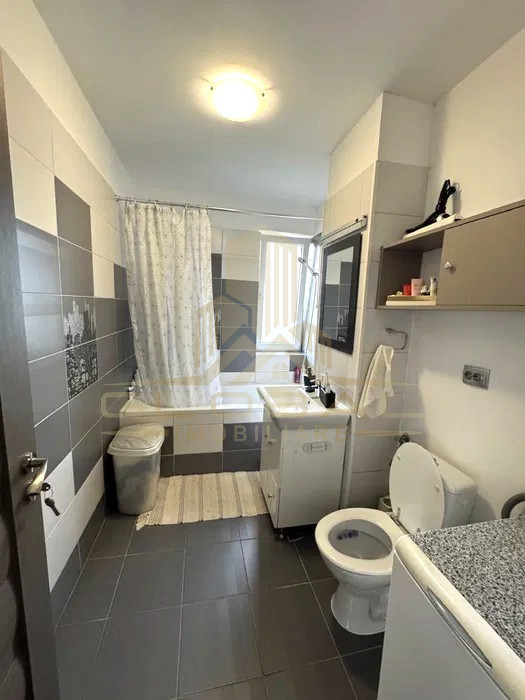 2 camere, 50 mp, Nou, Panorama terasa, parcare, zona Intre Lacuri