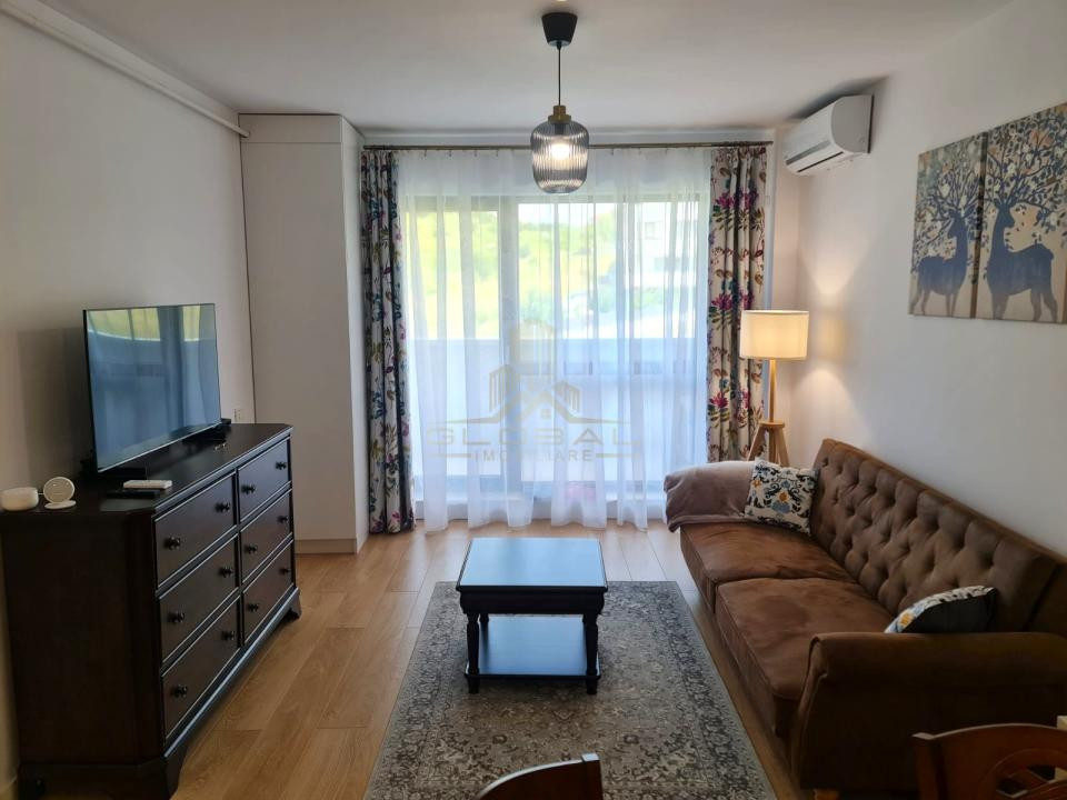 2 camere, Lux, Panorama, Parcare, 48 mp,  terasa, Wings-Frunzisului