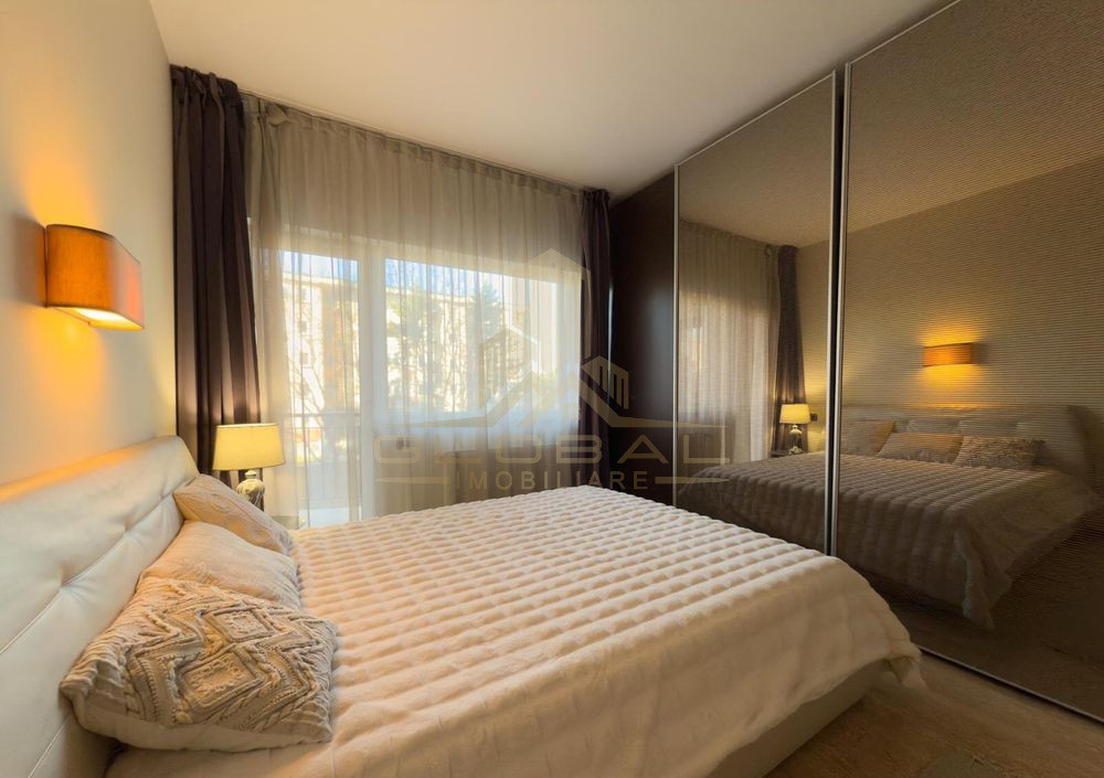 3 camere, lux, 79 mp,  terasa, zona str.Observatorului, Zorilor