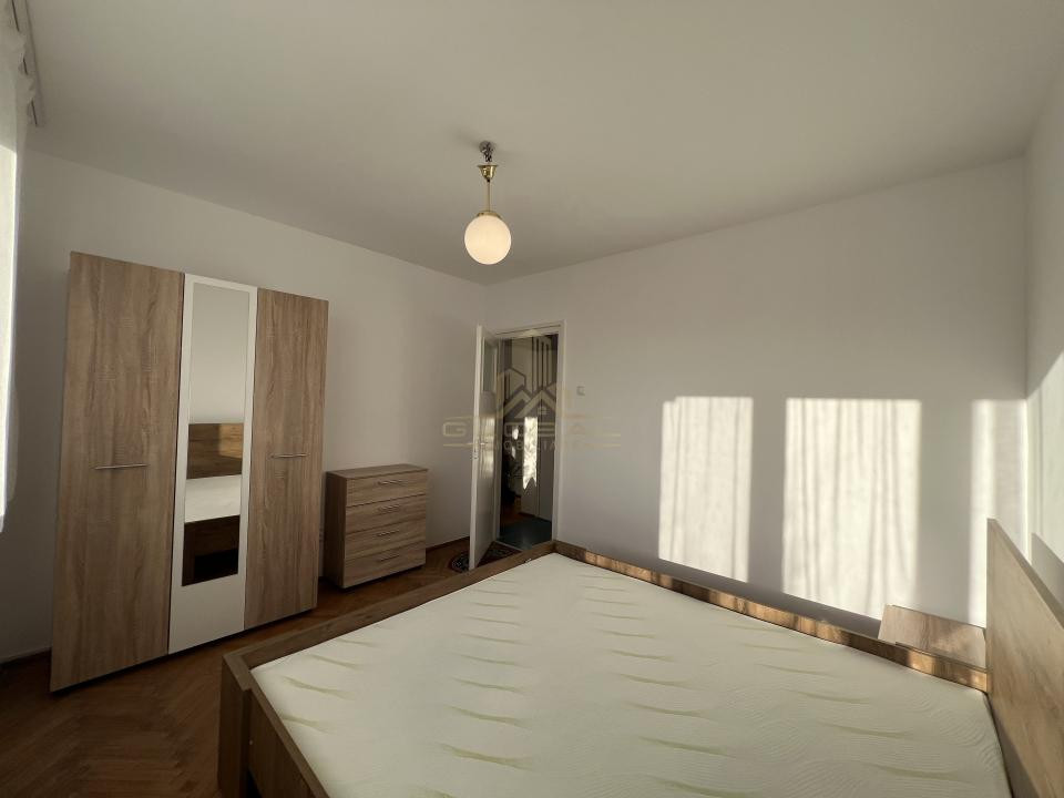 3 camere , 64 mp, Renovat Nou, terasa, zona str. Buzau- Grigorescu