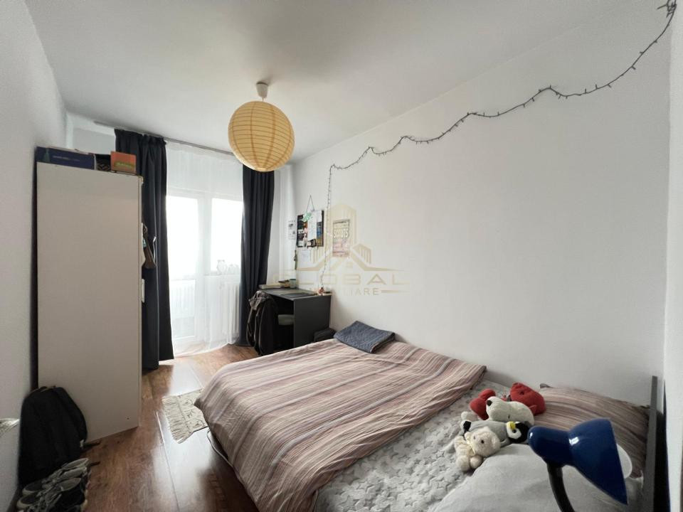 4 camere ,decomandat, 80 mp, balcon, lift Nou, str.Alle Padin Manastur