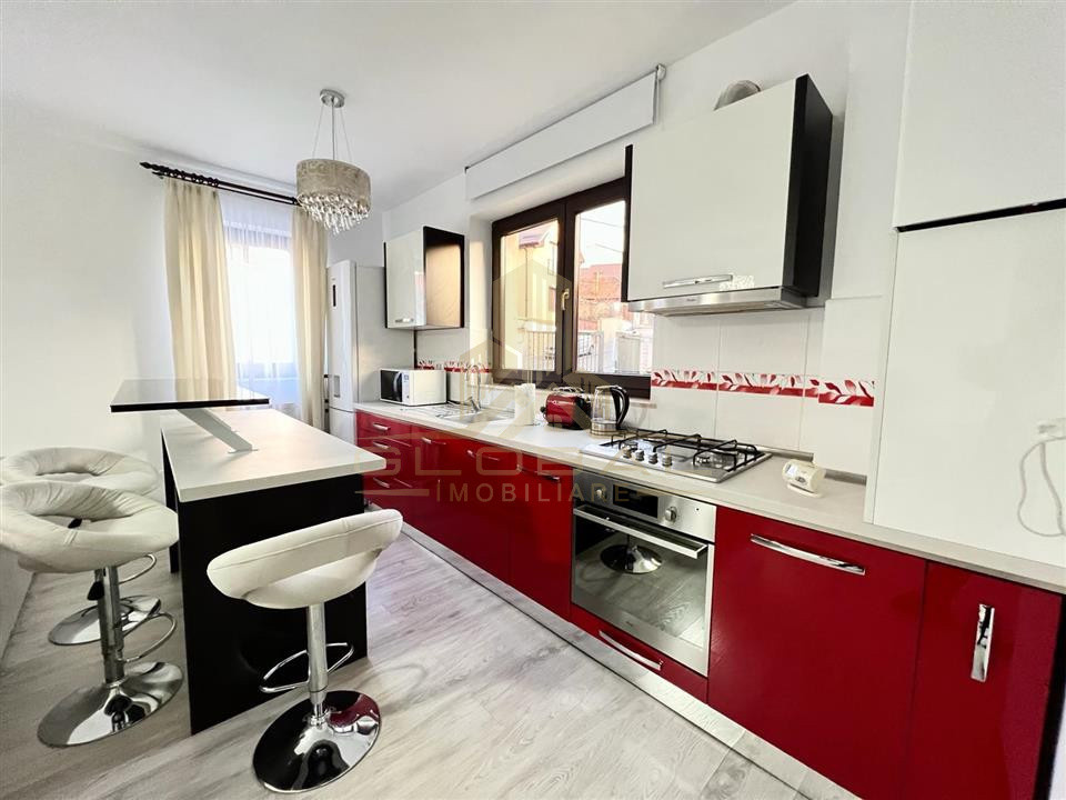 3 camere 2 NiveleTotul Nou Parcarezona Centrala str Gheorghe MarimescuUMF