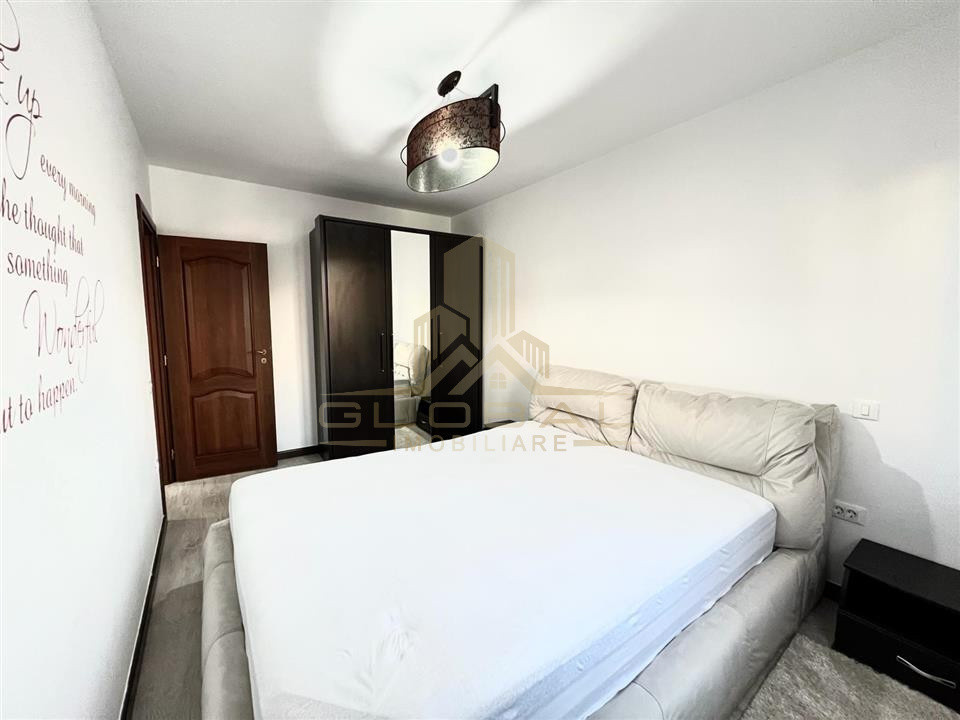 3 camere 2 NiveleTotul Nou Parcarezona Centrala str Gheorghe MarimescuUMF