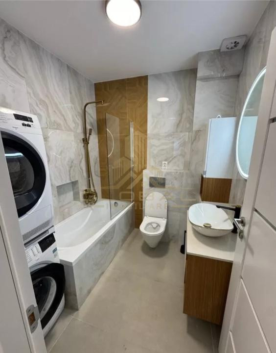 3 camere ,60 mp, Lux, parcare  terasa, zona str.Alecu Ruso, Europa